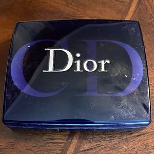 💄 Dior shimmer eyeshadow